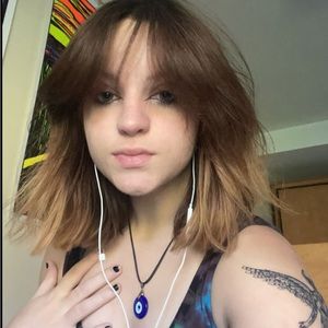 Meet your Posher, Ava